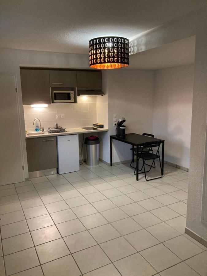 Appartement meublé Tolosa Esterno foto
